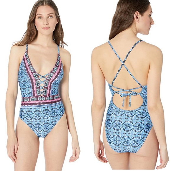 NWT La Blanca Realist Printed Criss Cross Swim - Picture 2 of 6
